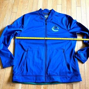 Fanatics Canucks Authentic Pro Jacket. XL. Full zip